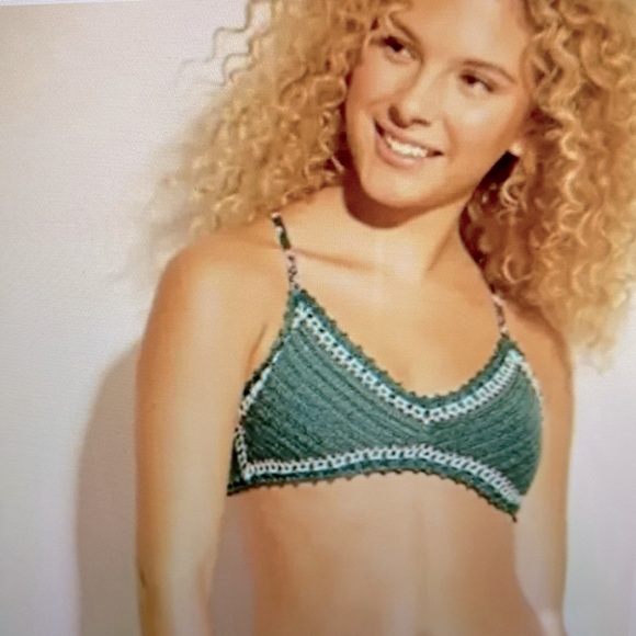 XHILARATION CROCHETED BIKINI TOP - Picture 2 of 10